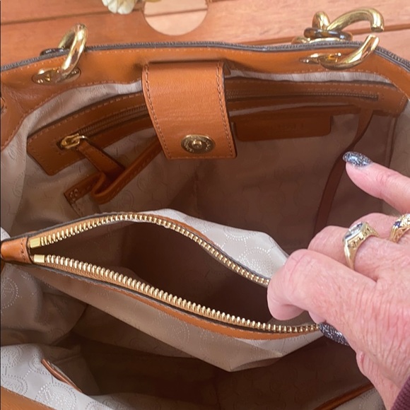 Michael Kors purse - Picture 9 of 10